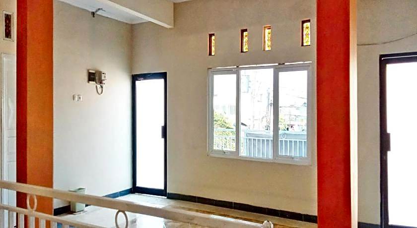 Rifal Inn Mitra RedDoorz