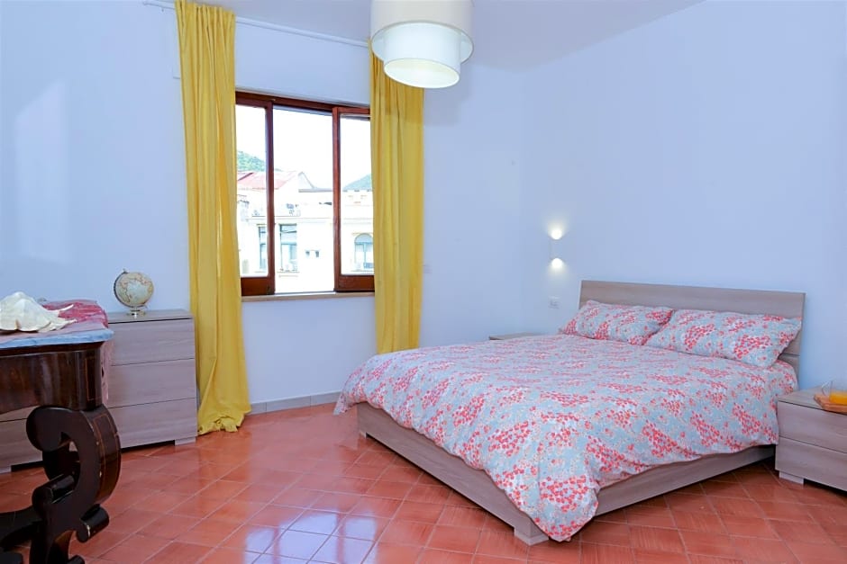 Estate4home - SOFIA FLORA