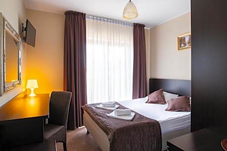 Double or Twin Room without Balcony