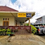 SPOT ON 2490 Griya Kencana Homestay