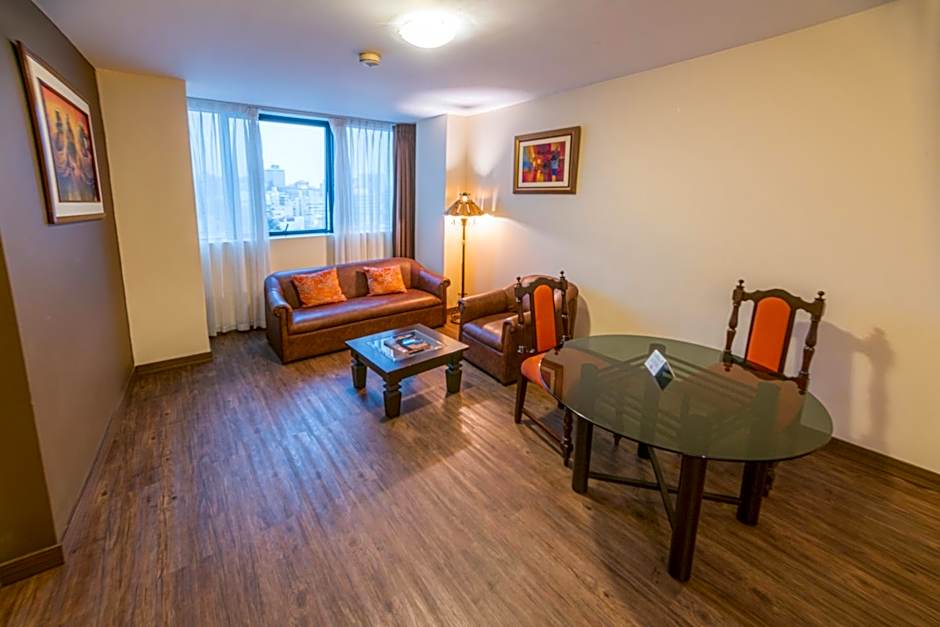 Miraflores Colon Hotel