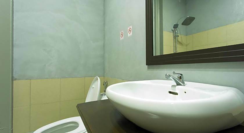 A Plus Lipe Hotel