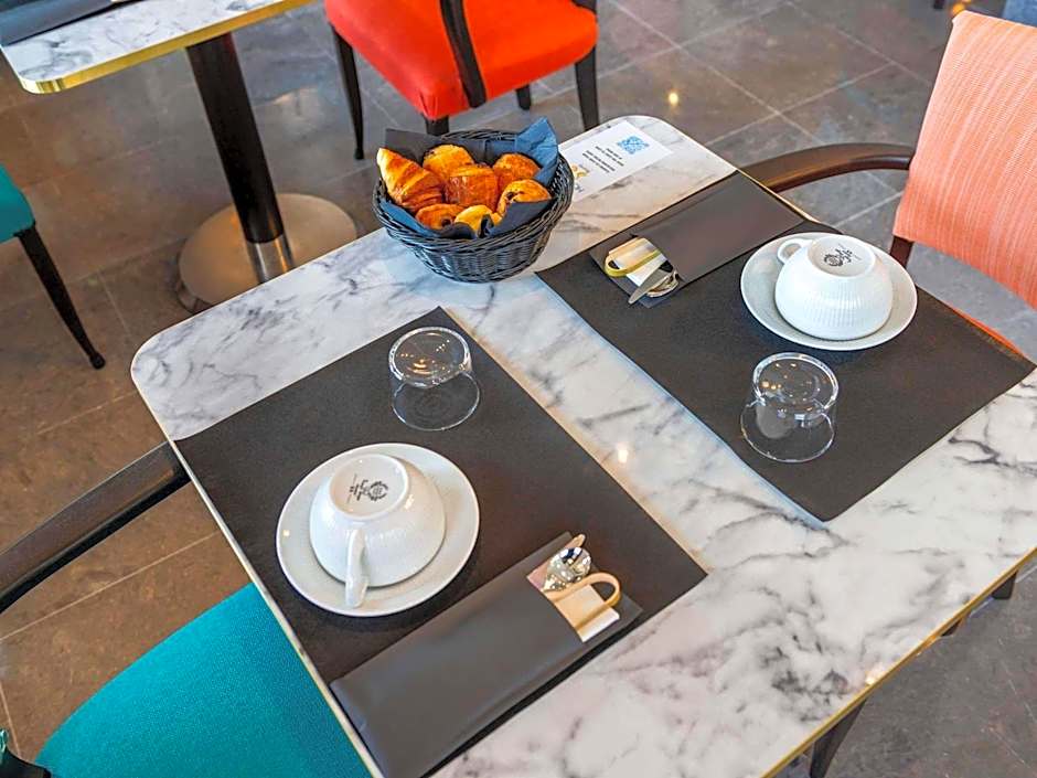 Hotel Plaza Biarritz Plage - Handwritten Collection