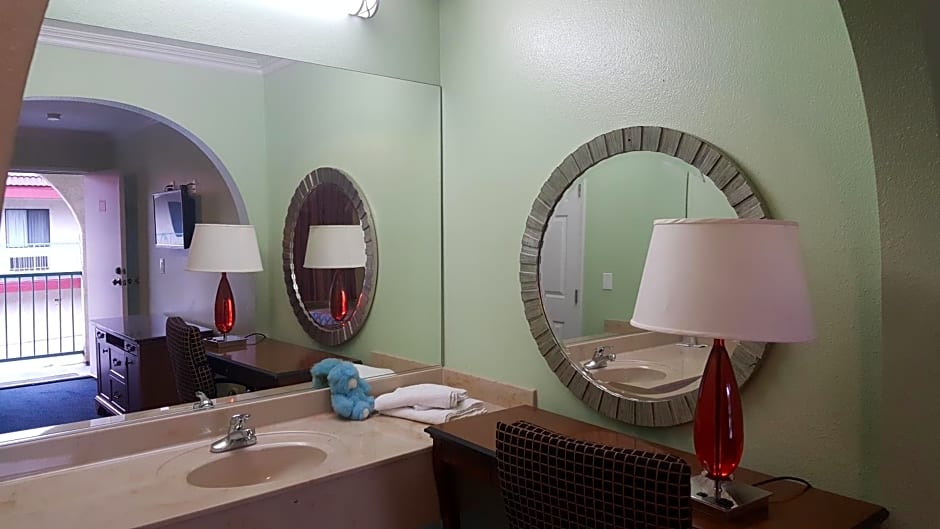 Flamingo Inn Long Beach