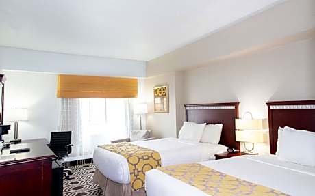 2 Double Beds Non-Smoking
