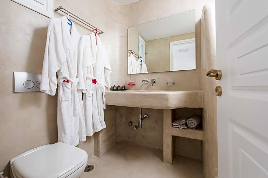 Cycladic Islands Hotel & Spa