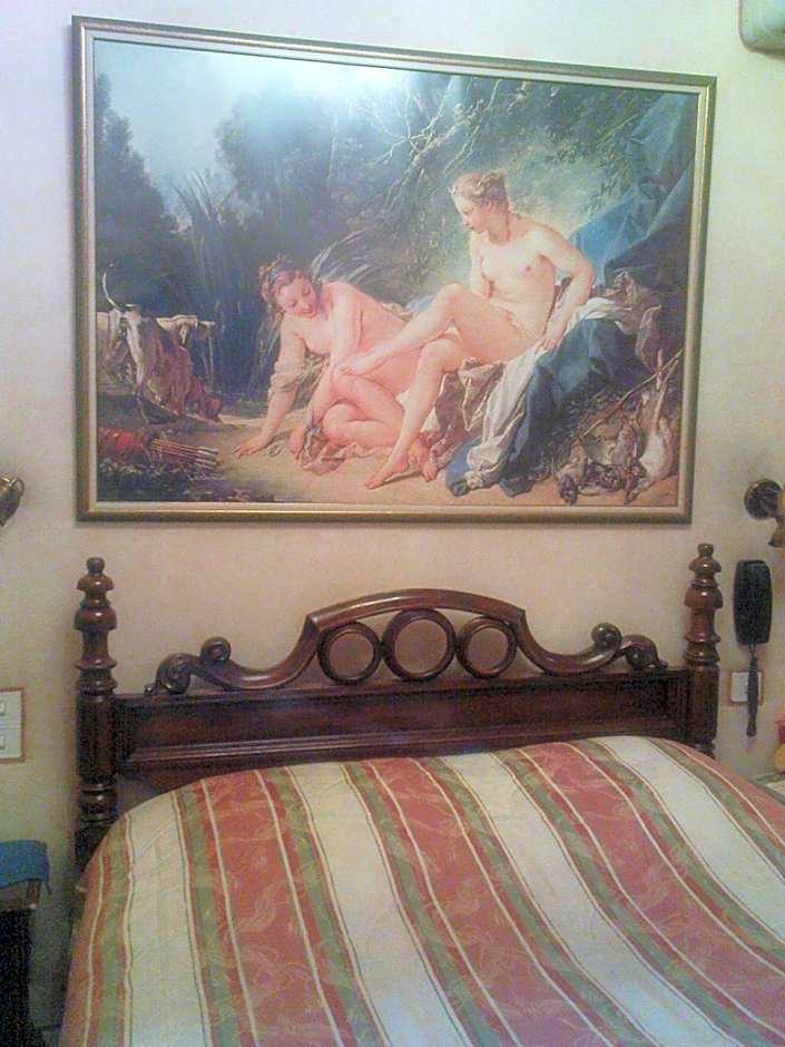 Chateau La Tour Du Roy