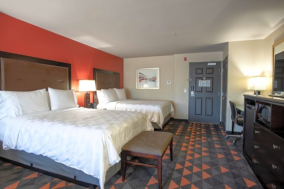 Holiday Inn Oceanside Marina Camp Pendleton, an IHG Hotel