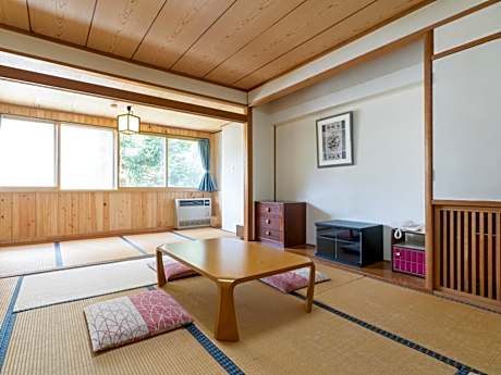 Japanese-Style Room