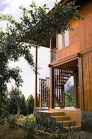 Studio Garden View King