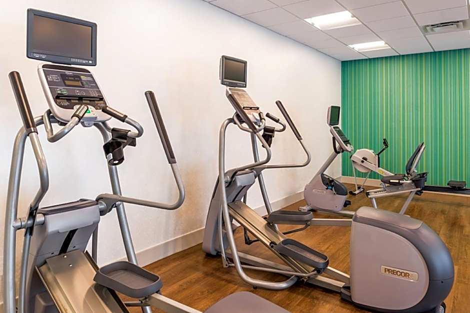 Holiday Inn Express & Suites Tampa North - Wesley Chapel By IHG