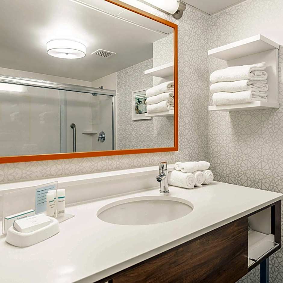 Hampton Inn By Hilton Gainesville