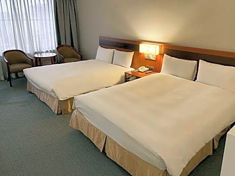 Standard Family Room