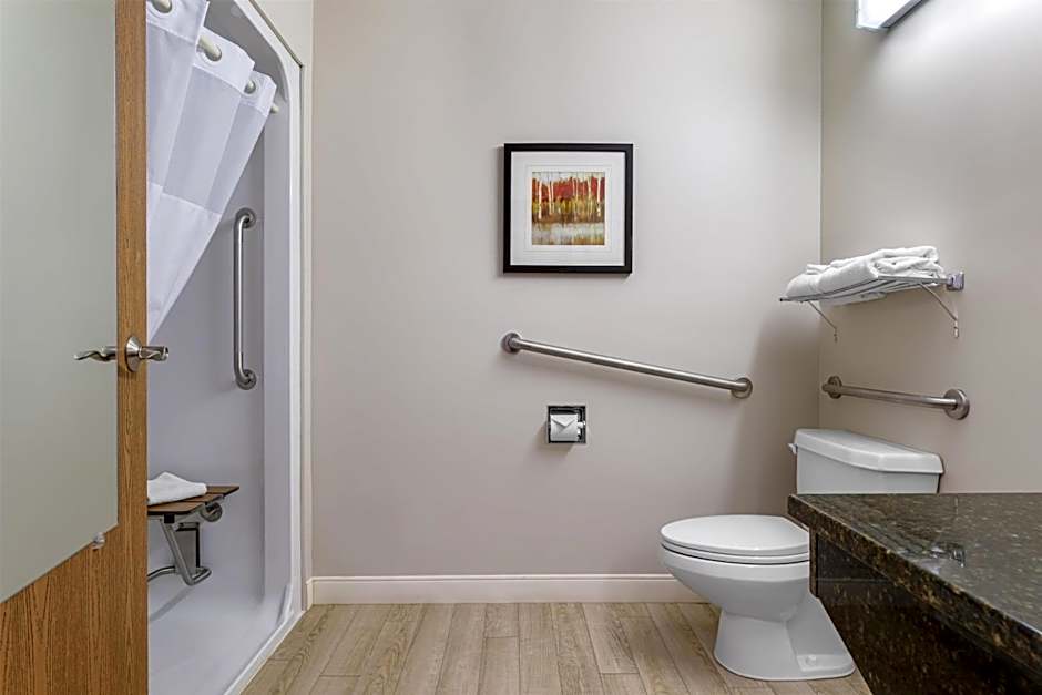 Best Western Plus Grand-Sault Hotel & Suites