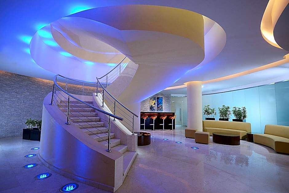 Le Meridien Pyramids Hotel & Spa
