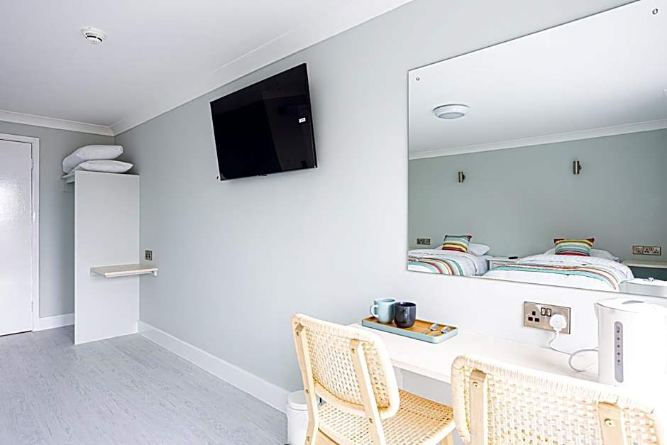 Waters Edge Hotel Torquay