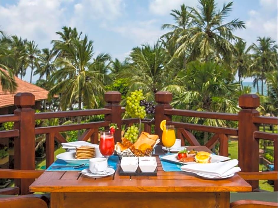 Royal Palms Beach Hotel