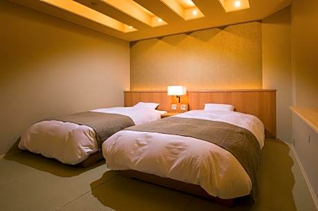 Luxury Room with Tatami Area and Open-Air Bath - Top Floor