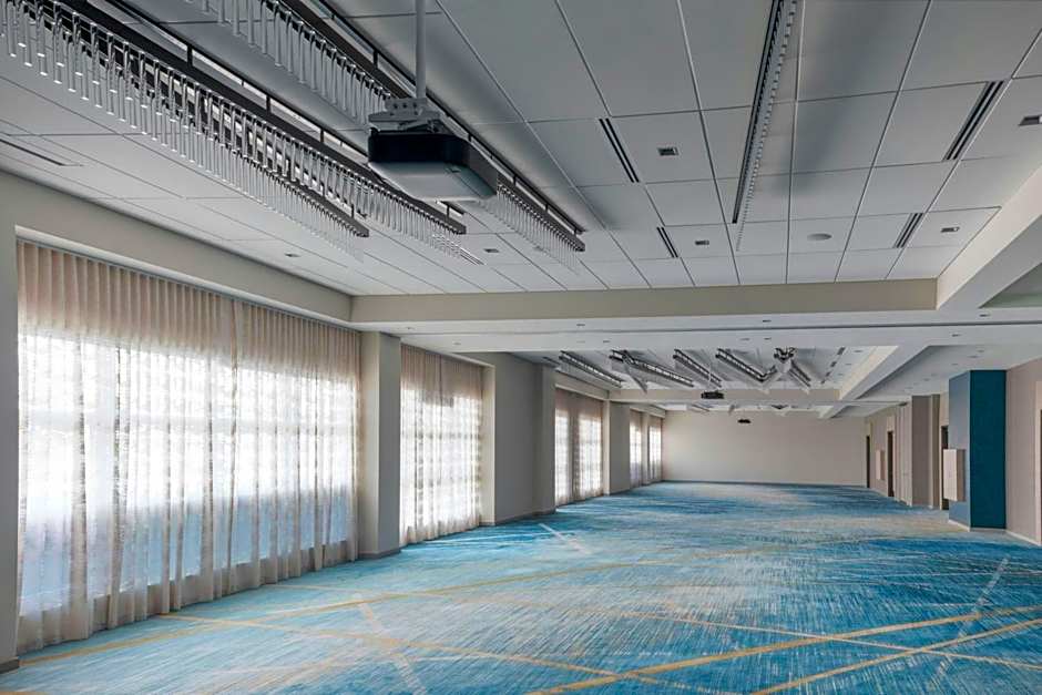 AC Hotel by Marriott Fort Lauderdale Airport