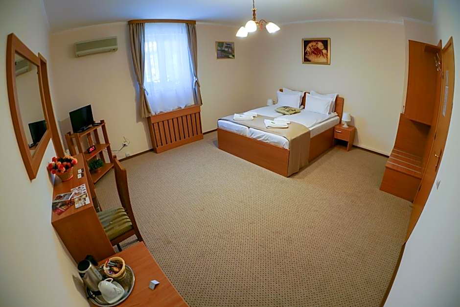 Bucharest Downtown Inn