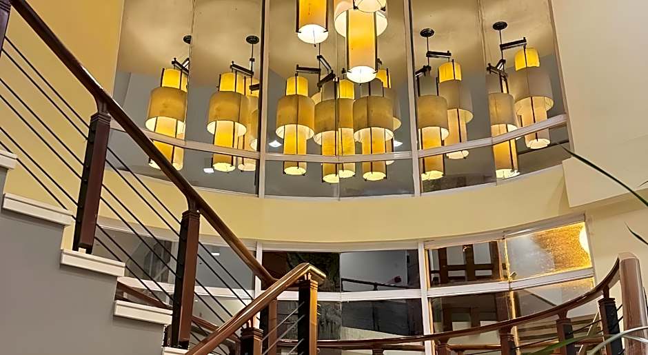 Mo2 Westown Hotel Mandalagan