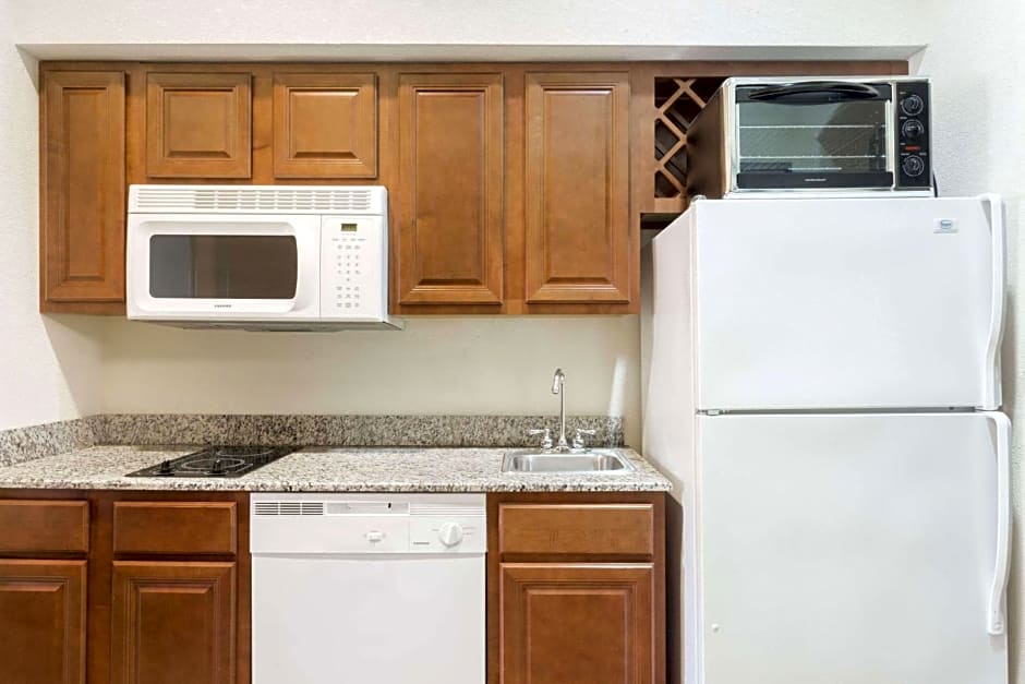 Hawthorn Extended Stay By Wyndham Kingsland