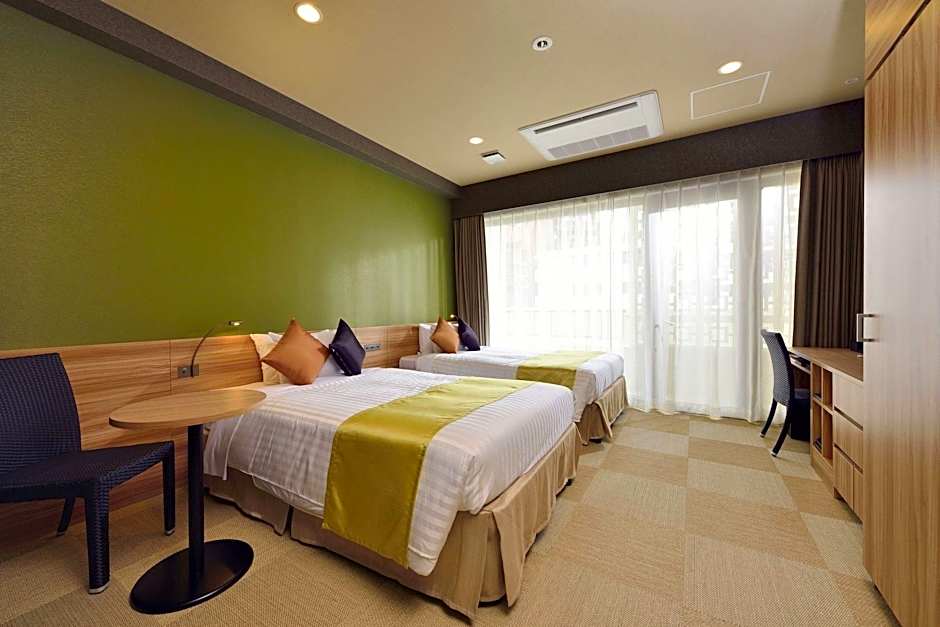 Community & Spa Naha Central Hotel