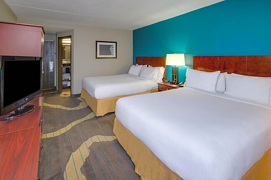 Holiday Inn Express Washington DC East- Andrews AFB By IHG