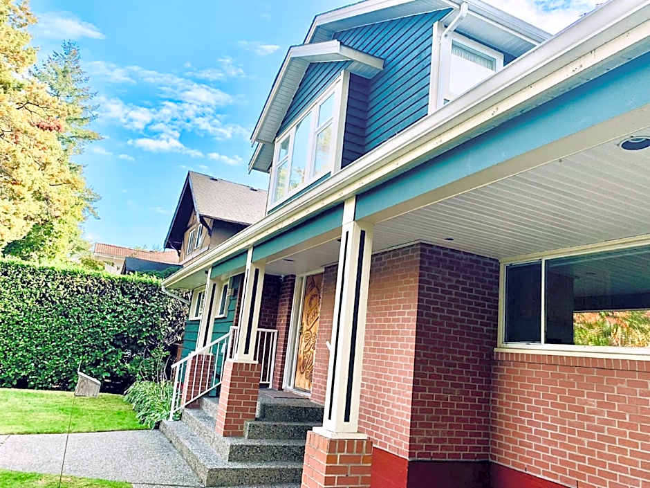 Three-Tree Villa-Central Location