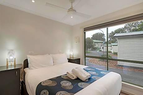 Superior 2 Bedroom Riverview Cabin