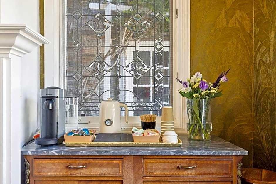 Mirabelle Inn & Restaurant