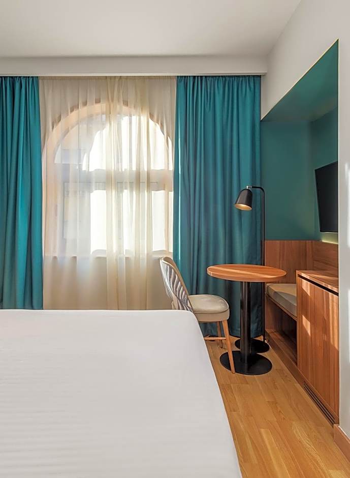 Hotel Elche Centro Affiliated by Meliá