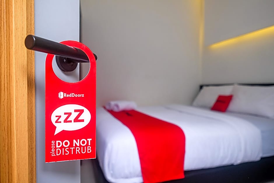 RedDoorz near Ambarrukmo Area