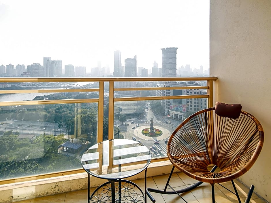 WAIFIDEN Guangzhou HaiZhu Square WanYi Apartment-Canton Fair Free Shuttle Bus