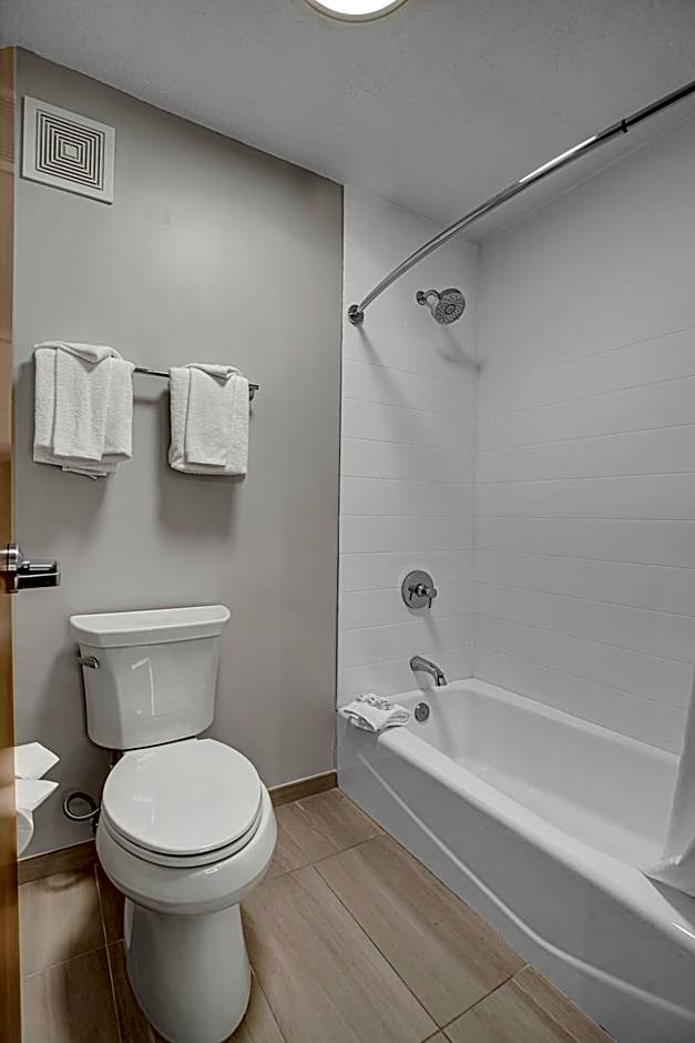 Holiday Inn Express Hotel & Suites Portland - Jantzen Beach By IHG