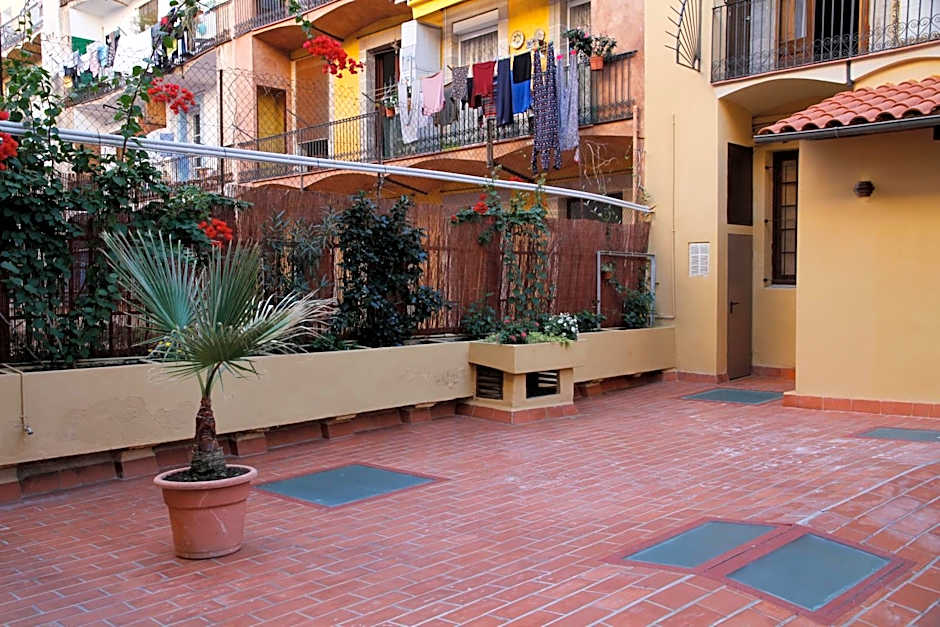 BCN Home Guest House