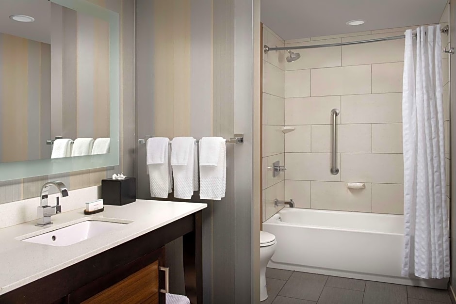 Embassy Suites by Hilton Knoxville West