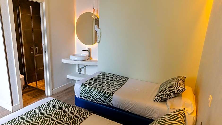 Hostal Charlotte-Gran Vía