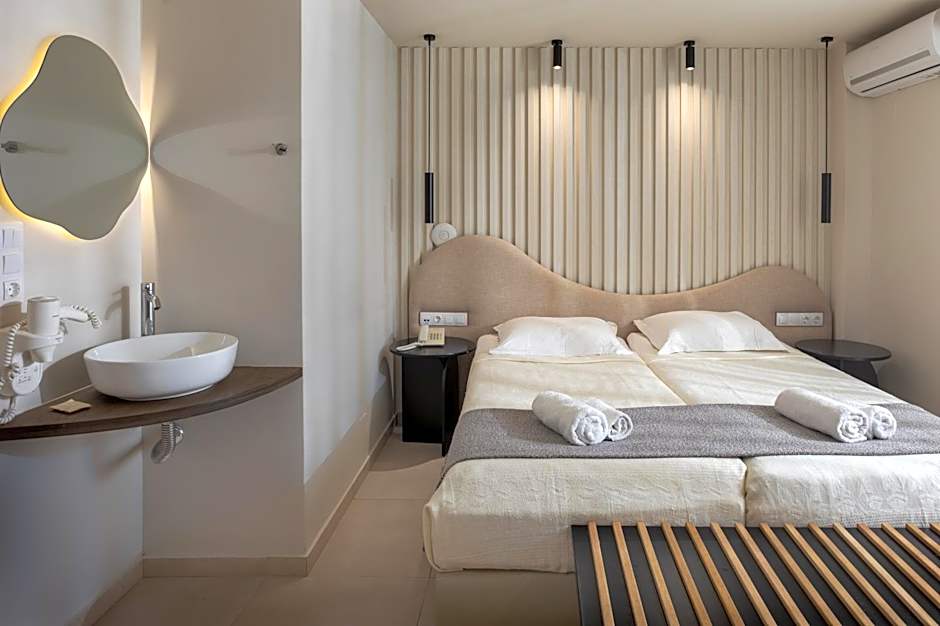 Alia Beach Hotel by Estia