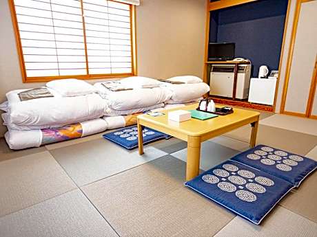 Japanese-Style Quadruple Room