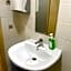 Hostel Acacias