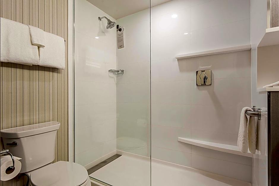 Courtyard by Marriott Montreal West Island/Baie D'Urfe