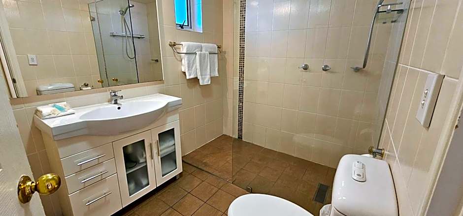 Broadbeach Holiday Apartments