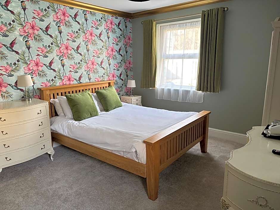 Keats Green Hotel