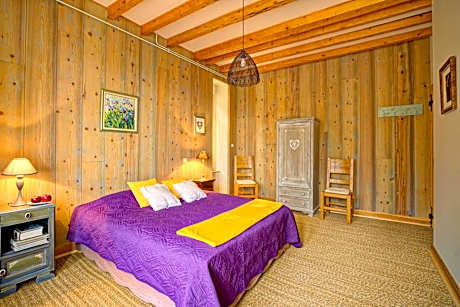 Suite with Mountain View