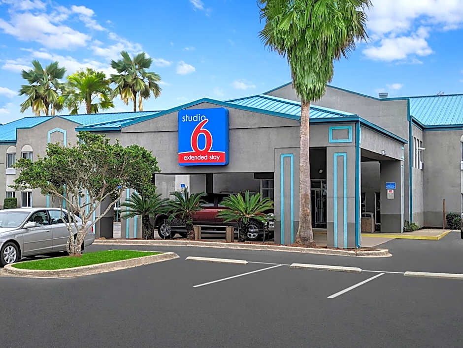 Studio 6 Pensacola, FL - West I-10