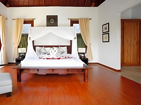 1 Bedroom Deluxe Pool Villa With Breakfast