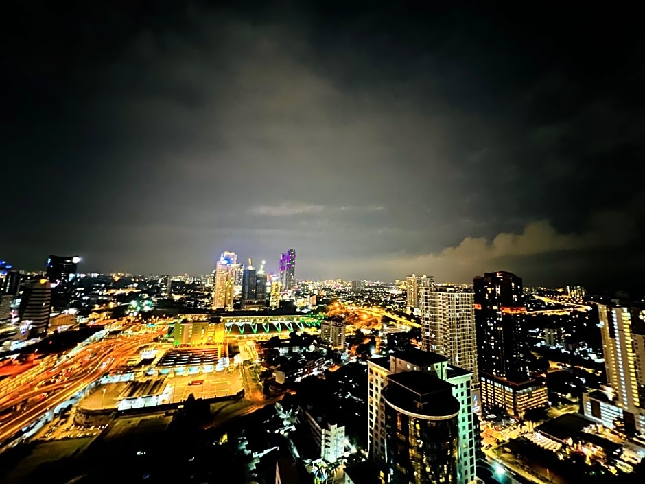 R&F PRINCESS COVE BY HOMEFORT SUITES