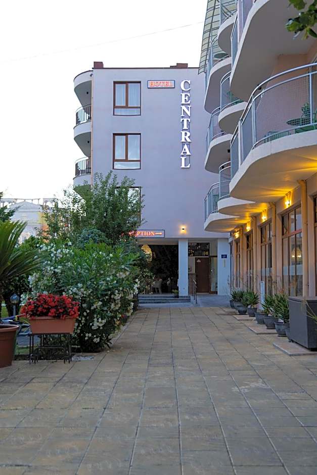 Hotel Central
