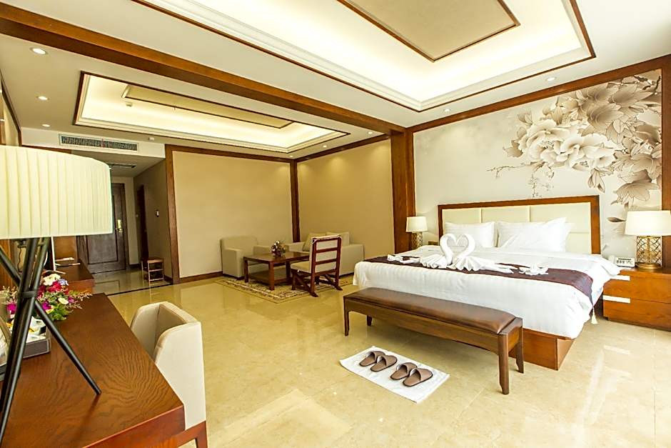 Photo 1 of 10 of Junior Suite